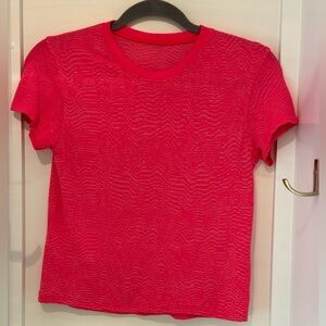 Lululemon Athletica Train to Be Short Sleeve shirt